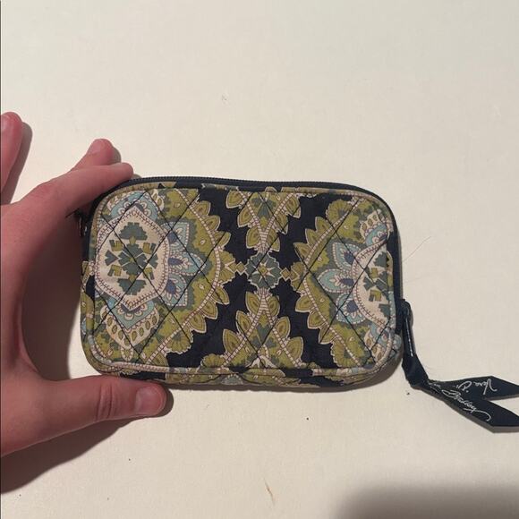 Vera Bradley small card and coin wallet with zipper - Picture 2 of 5